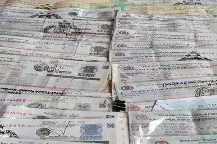 STNK Hilang vs STNK Rusak: Panduan Lengkap Mengurus Administrasi Kendaraan Anda